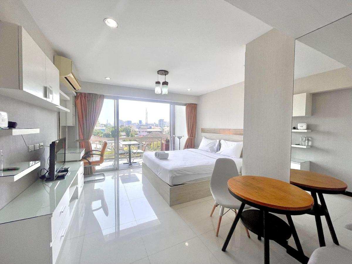 Baan Sabai Rama IV Apartment Banguecoque Exterior foto