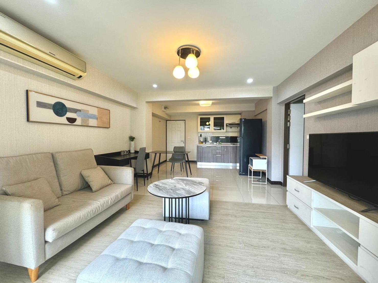 Baan Sabai Rama IV Apartment Banguecoque Exterior foto
