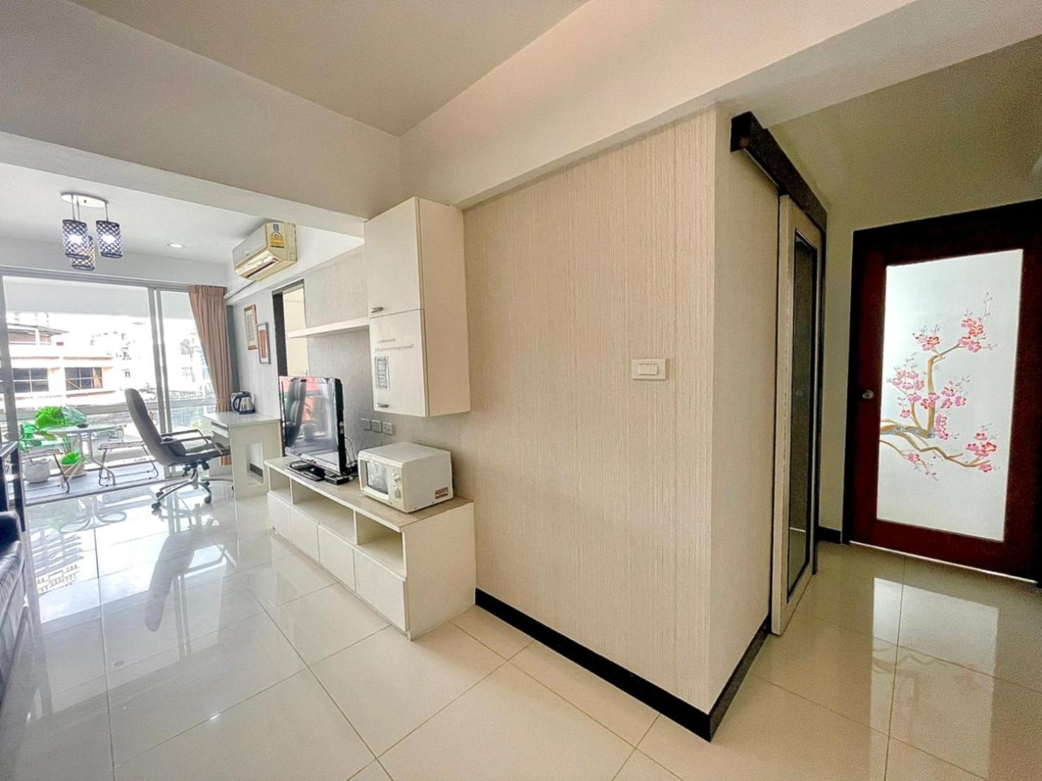 Baan Sabai Rama IV Apartment Banguecoque Exterior foto