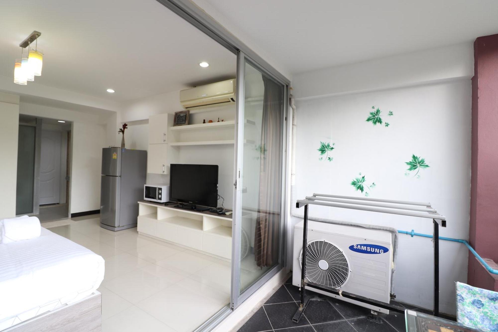 Baan Sabai Rama IV Apartment Banguecoque Exterior foto