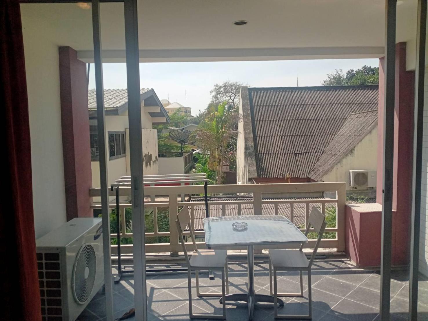 Baan Sabai Rama IV Apartment Banguecoque Exterior foto