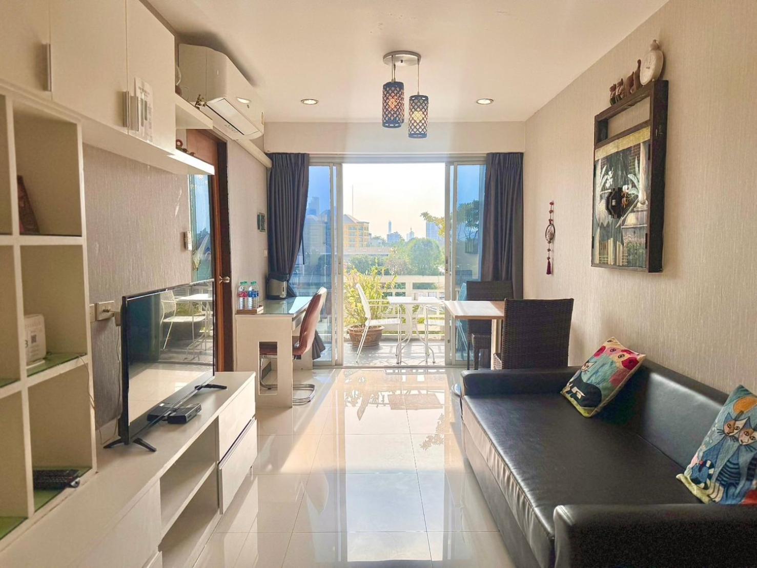 Baan Sabai Rama IV Apartment Banguecoque Exterior foto